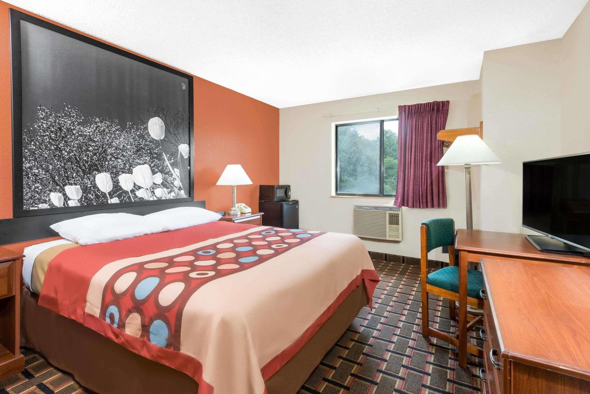 Super 8 By Wyndham Kent/Akron Area Buitenkant foto